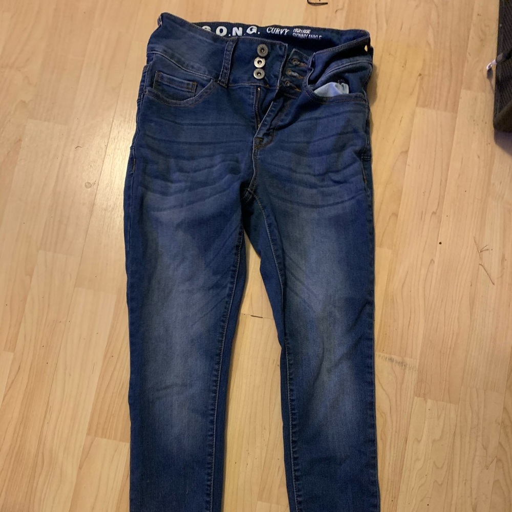 Jeans